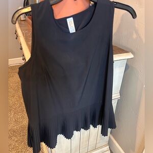 SPANX Black Yes, Pleats tank